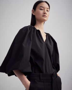 Ovand Blouse in Black