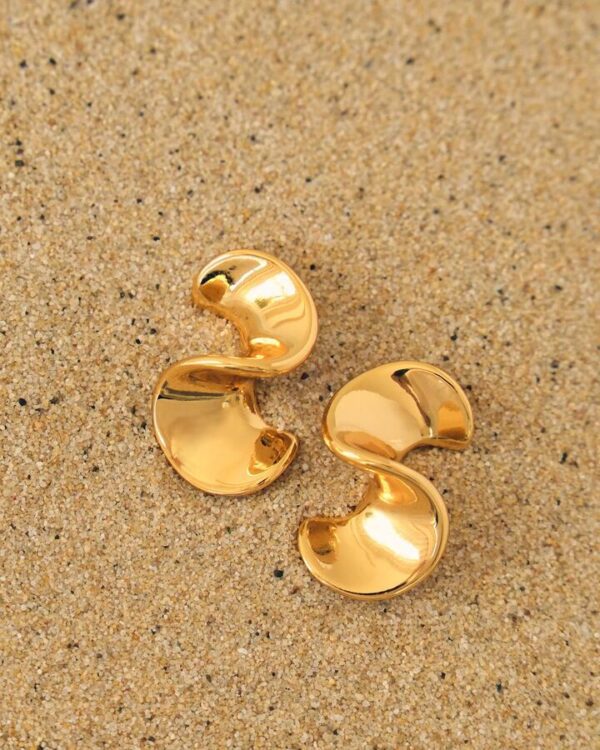 Elara Earrings: Stunning Luxury for Effortless Elegance